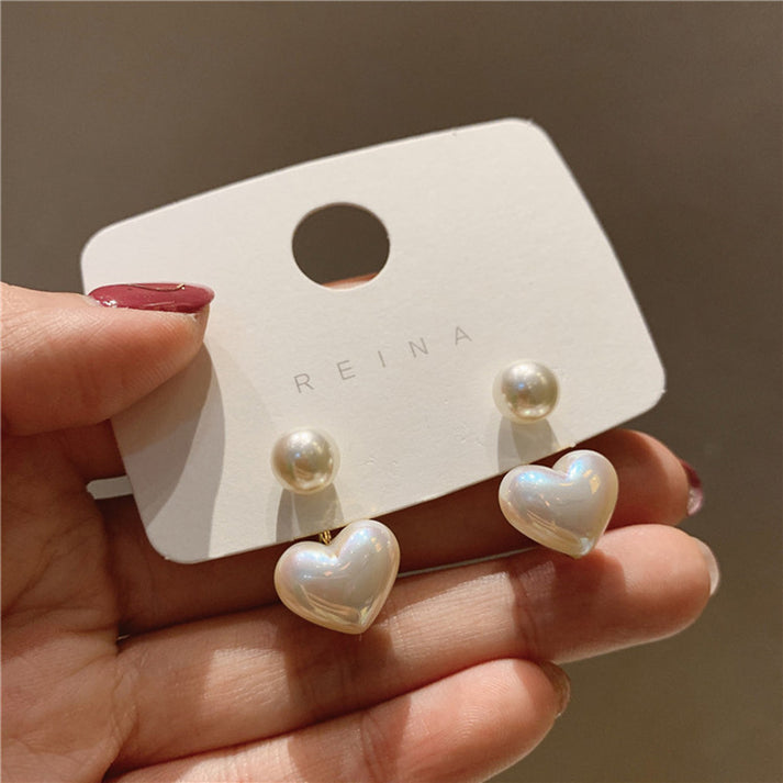 Pearl Cluster Heart - Earring